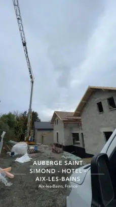 Pose de la charpente bois sur une maison neuve en parpaings 

Dimension : 1600 × 1200 px